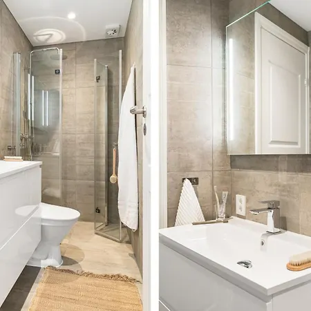 Sentral Med Parkering Og Peis شقة *