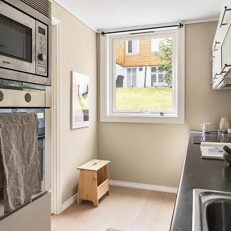 شقة Sentral Med Parkering Og Peis *