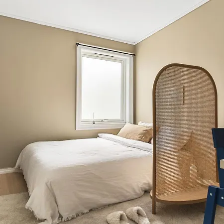 Sentral Med Parkering Og Peis * Bergen