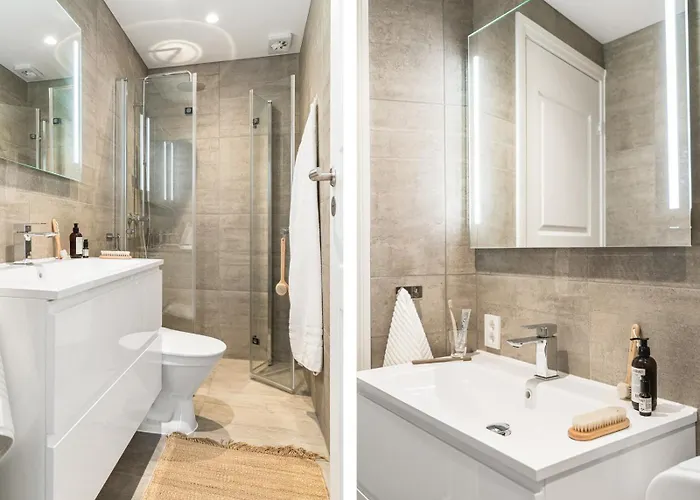 Sentral Med Parkering Og Peis 아파트 *